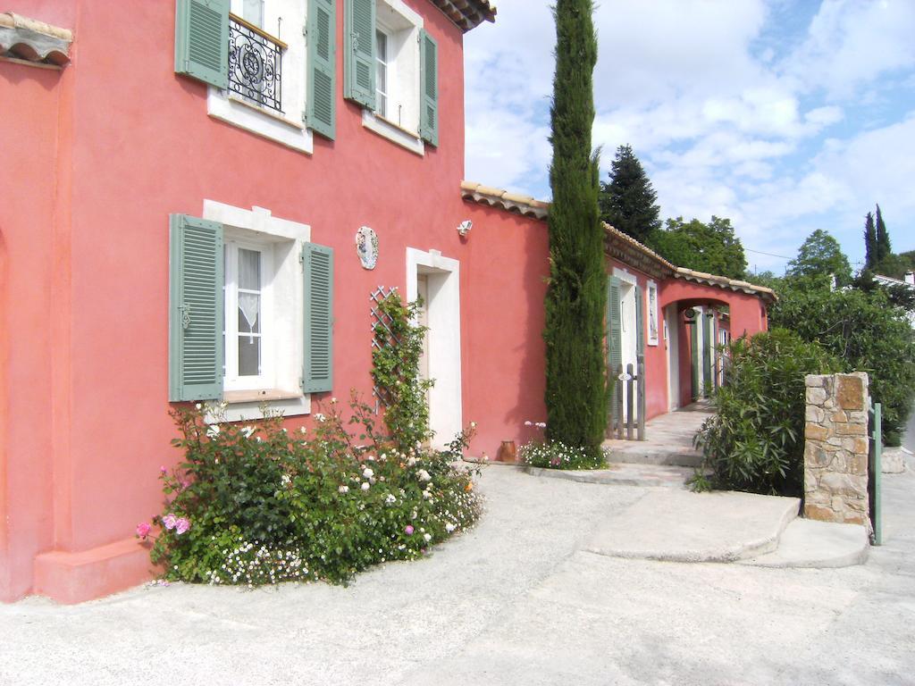 Hotel Lou Pero Mousco Saint-Paul-en-Forêt Exterior foto